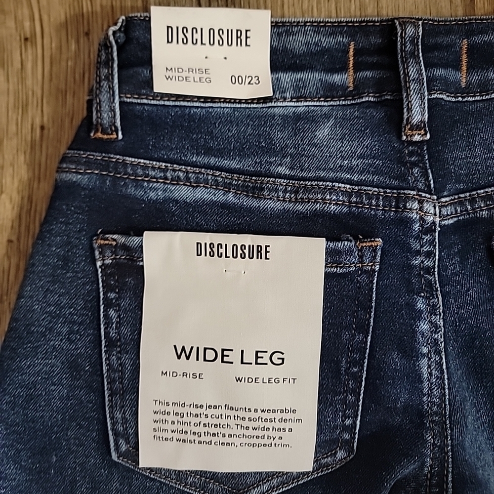 Wide Leg Denim Jeans - Picture 9 of 9